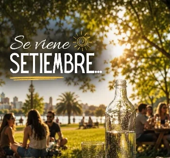 Picnic en la rambla con una botella de agua